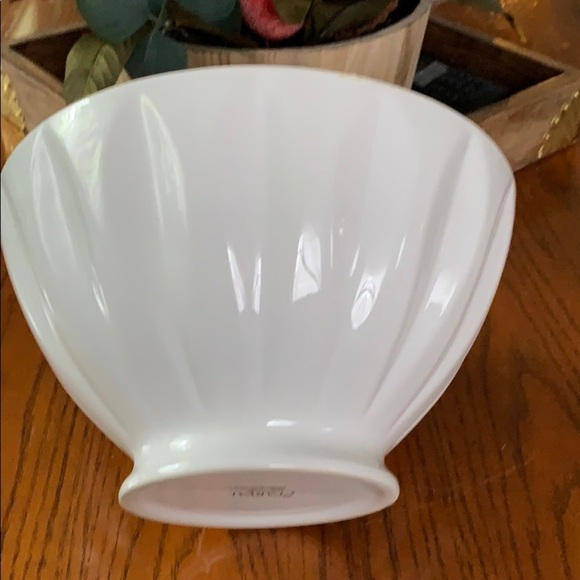 Extra Large Serving Bowl in white - Picture 2 of 16